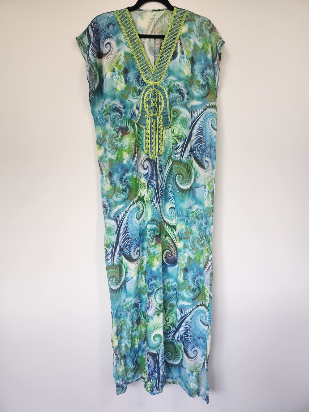 Vibrant Blue-Green Paisley Caftan with Neon Embroidery ONESIZE